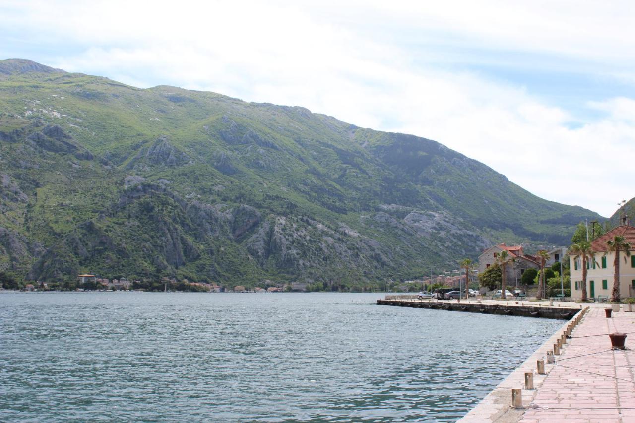 Mare E Montagna Leilighet Kotor Eksteriør bilde